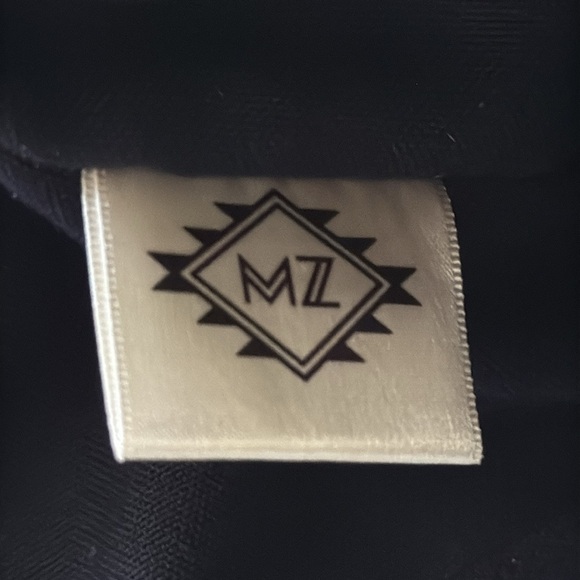 MZ Fair Trade Textiles Artisan Made
100% Wool Hand Crafted Tote Bag - Picture 14 of 15